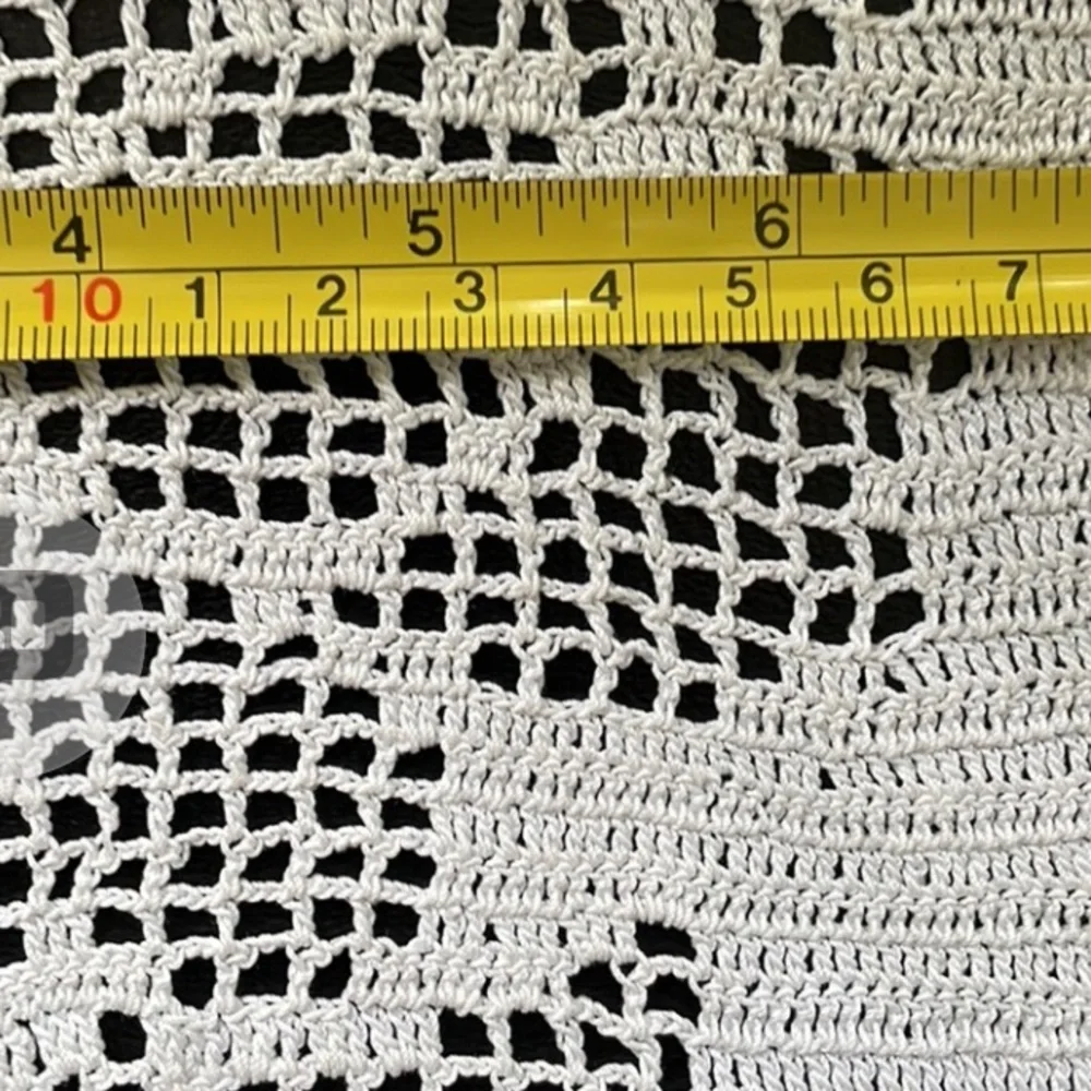 Filet Crochet Lace doily. Rose pattern. - Picture 2 of 4